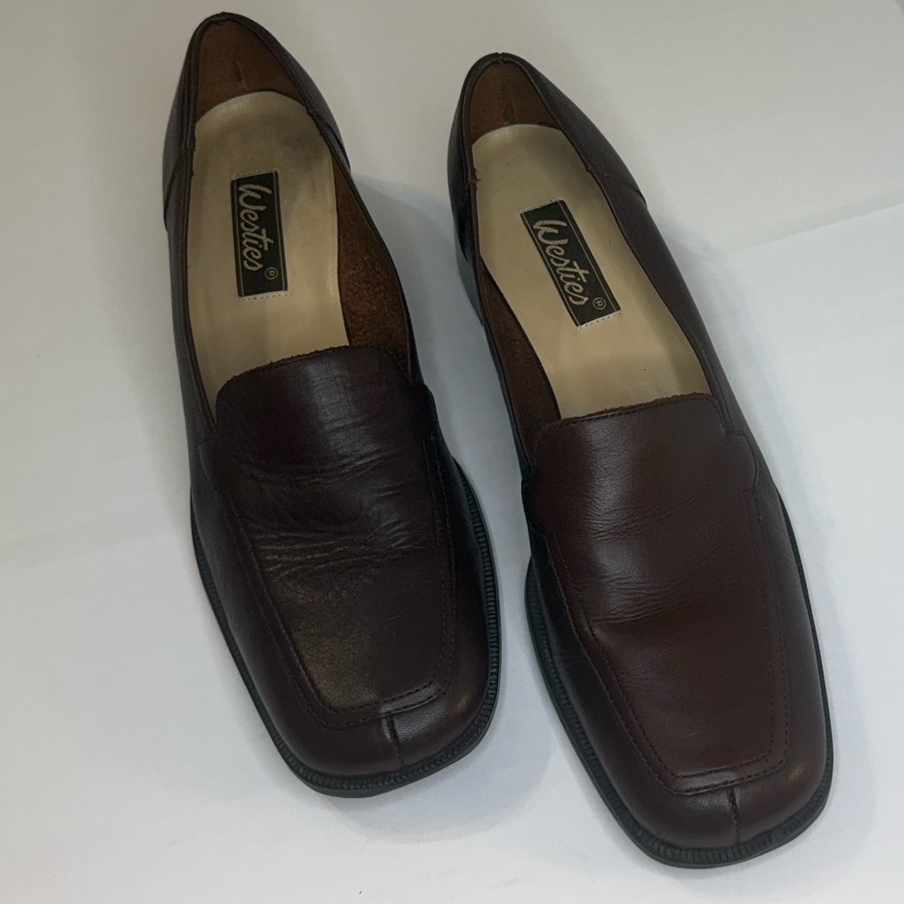 Westies Sz 8.5  Brown Soft Leather Classic Loafers for Women